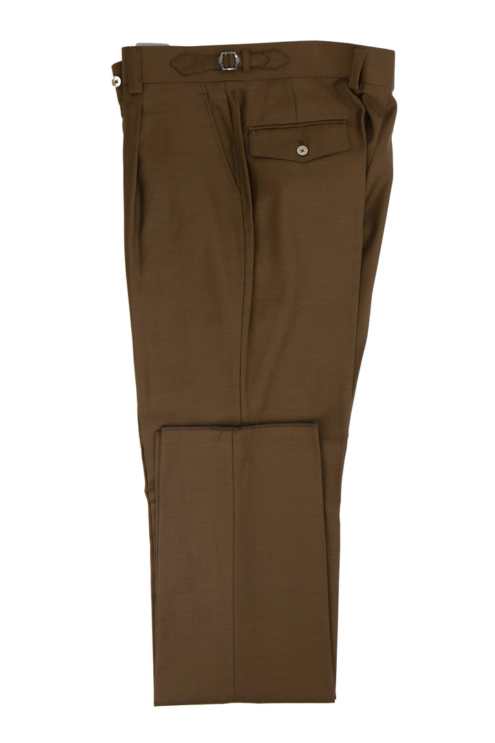 The Tiglio Luxe Tobacco Marbella Dress Pants, crafted from extra fine wool, offer luxury and comfort. They feature a semi-wide leg design with a visible buttoned back pocket and waistband buckle.