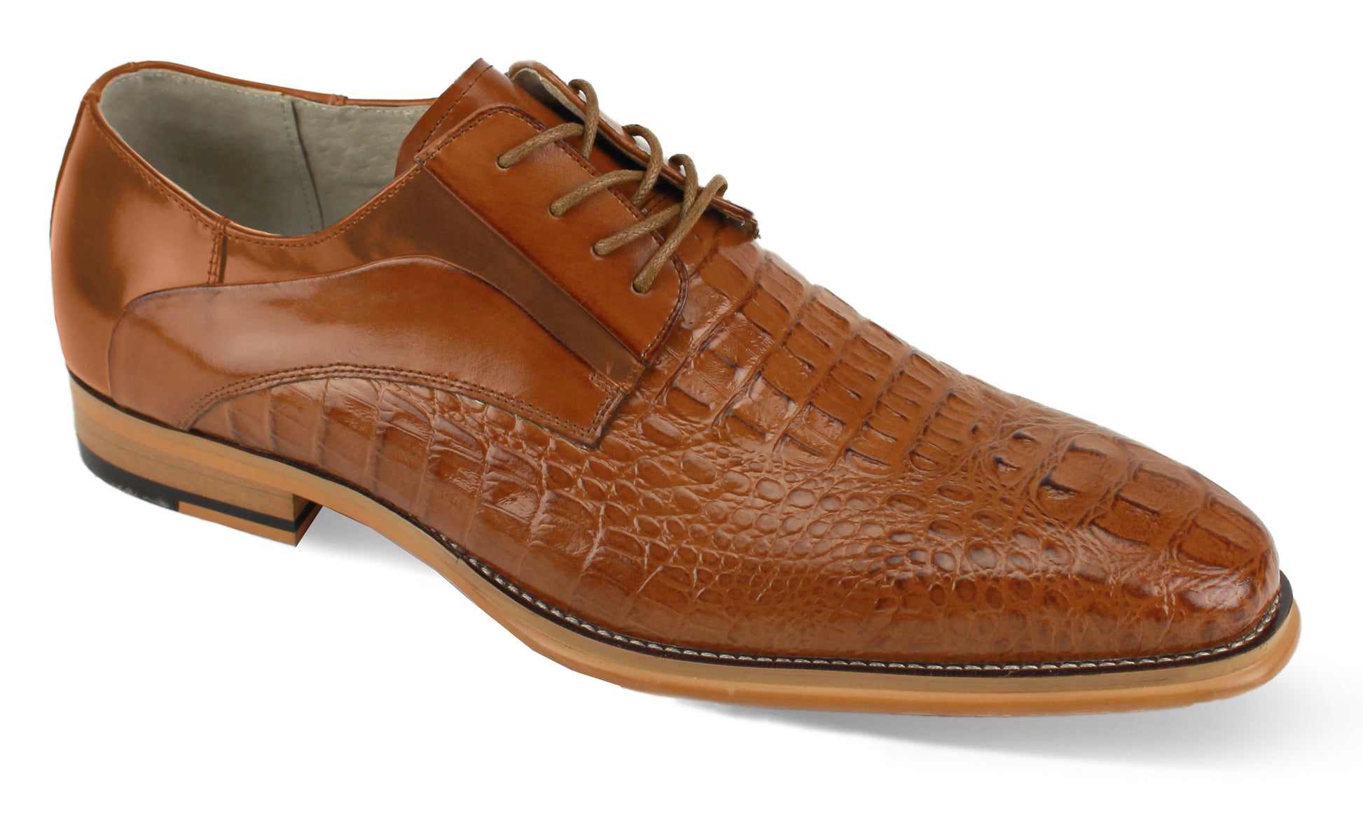 Giovanni Mason shoes by GIOVANNI are tan leather dress shoes with a crocodile texture, featuring a lace-up design and a light-colored sole.
