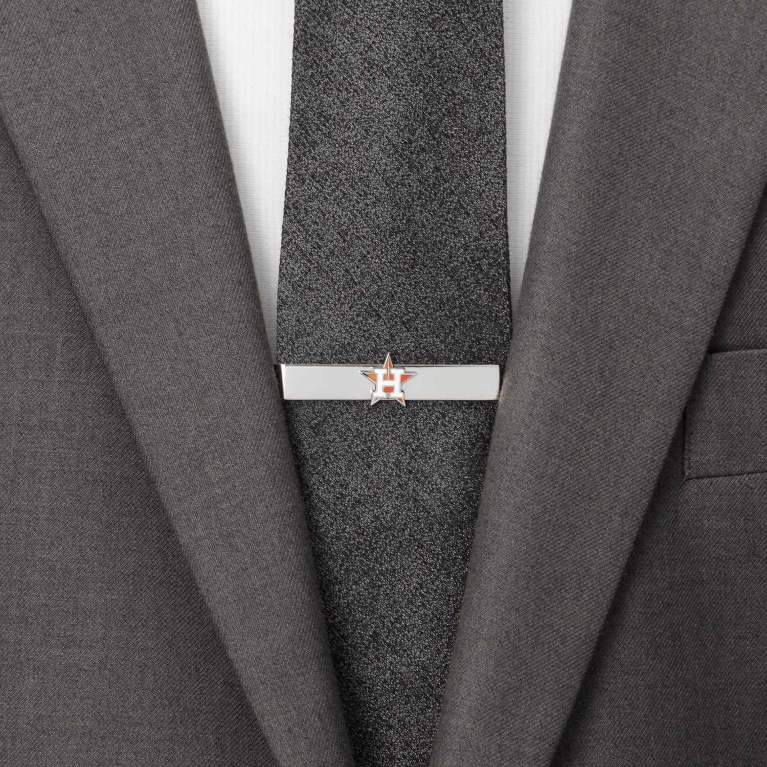 The MLB Houston Astros Cufflinks and Tie Bar Gift Set from Cufflinks.com features the team's orange and white star logo, making it a must-have accessory for any Astros fan.