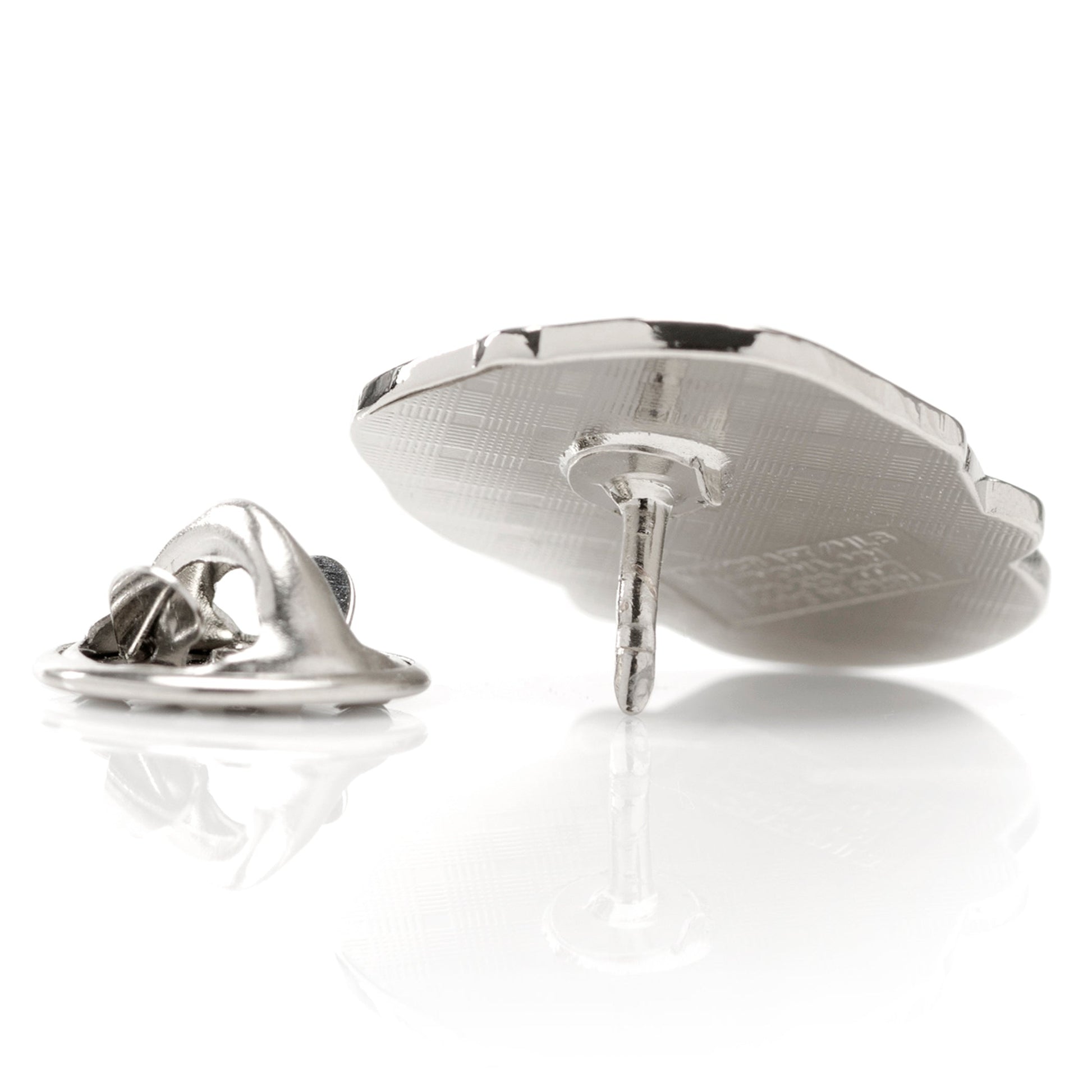 The Cufflinks.com MLB Houston Astros Sugar Skull Lapel Pin features baseball eyes, orange and white designs, and a navy cap with an orange "H" and star—an ideal Día de Muertos accessory for Astros fans.