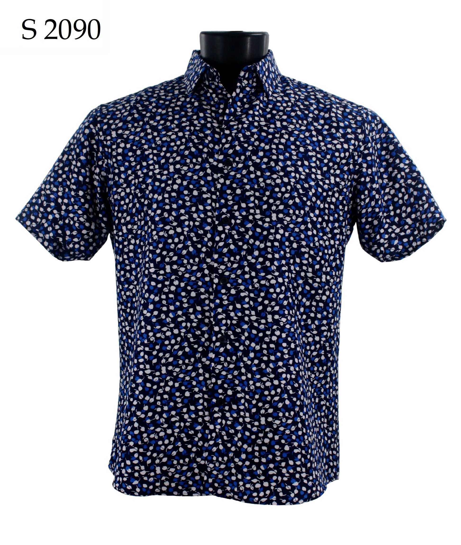 The Sangi Short Sleeve Shirt S 2090, featuring a white and light blue abstract pattern in a modern fit, is displayed on a mannequin. The model number S 2090 is visible in the corner.