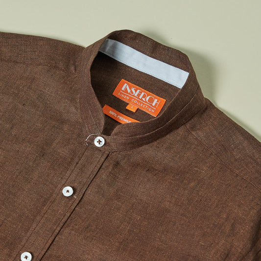 The Inserch SS Linen Shirt SS716-00024 Chocolate is a brown banded-collar shirt with white buttons, made from European flax linen and finished with an orange "Inserch Linen Collection" label inside.