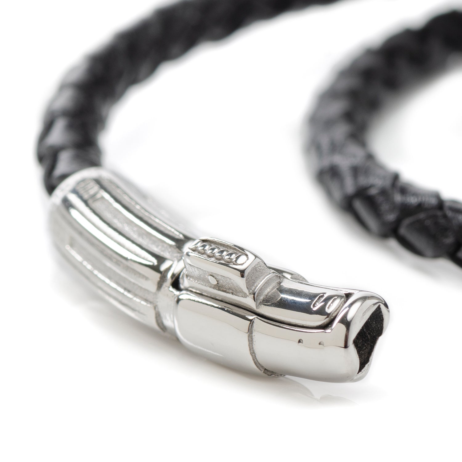 The Star Wars Darth Vader Light Saber Bracelet from Cufflinks.com features black braided leather and a silver clasp inspired by Darth Vader’s lightsaber—a must-have for any Star Wars jewelry collector.