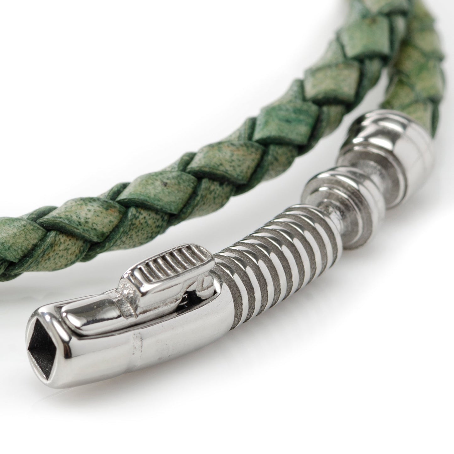 The Star Wars Luke Skywalker LIGHTSABER Bracelet by Cufflinks.com is a green men's leather bracelet with a metallic clasp inspired by Luke's lightsaber—ideal for any fan’s collection.