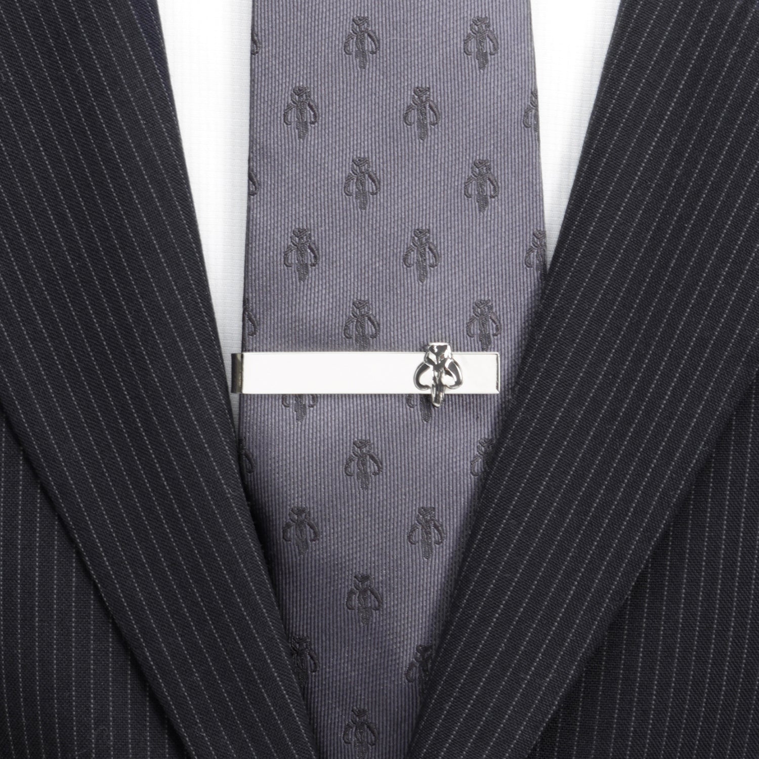 The Star Wars Mandalorian Mythosaur Cufflinks and Tie Bar Gift Set by Cufflinks.com, officially licensed by Lucasfilm, is shown on a white background.
