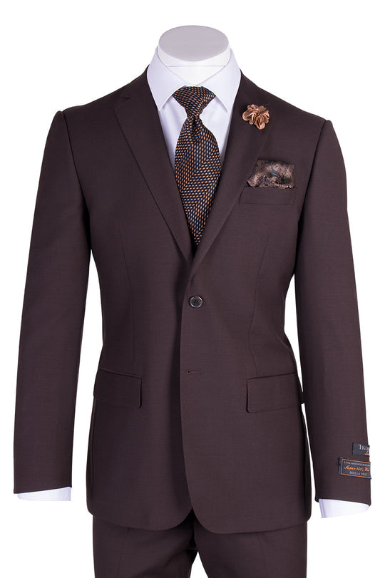 The Tiglio Luxe Novello Brown Pure Wool Men’s Suit TIG1003 features a dark brown European-style single-button jacket, matching trousers, white shirt, patterned tie, pocket square, and lapel pin—modern menswear displayed on a headless mannequin.