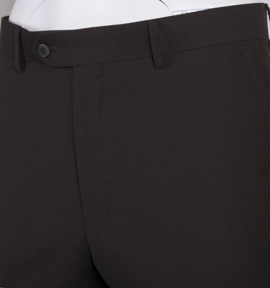 The Tiglio Luxe Novello Brown Pure Wool Men’s Suit TIG1003 features a dark brown European-style single-button jacket, matching trousers, white shirt, patterned tie, pocket square, and lapel pin—modern menswear displayed on a headless mannequin.