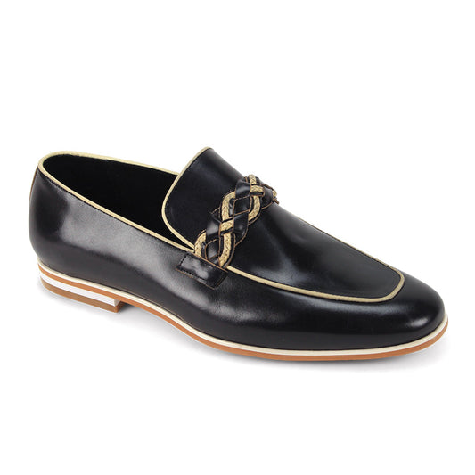 The Giovanni Tudor Black Leather Shoes by GIOVANNI feature a black leather upper with beige trim, a brown sole, and a woven strap detail across the top in an easy slip-on design.