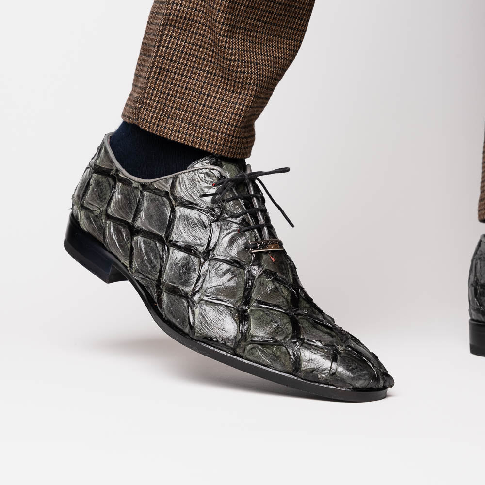 Olivieri Gray by Marco Di Milano: men's dress oxford shoes in textured dark gray crocodile leather, featuring red interior lining and "Marco" branding on the sole—luxury footwear for refined style.