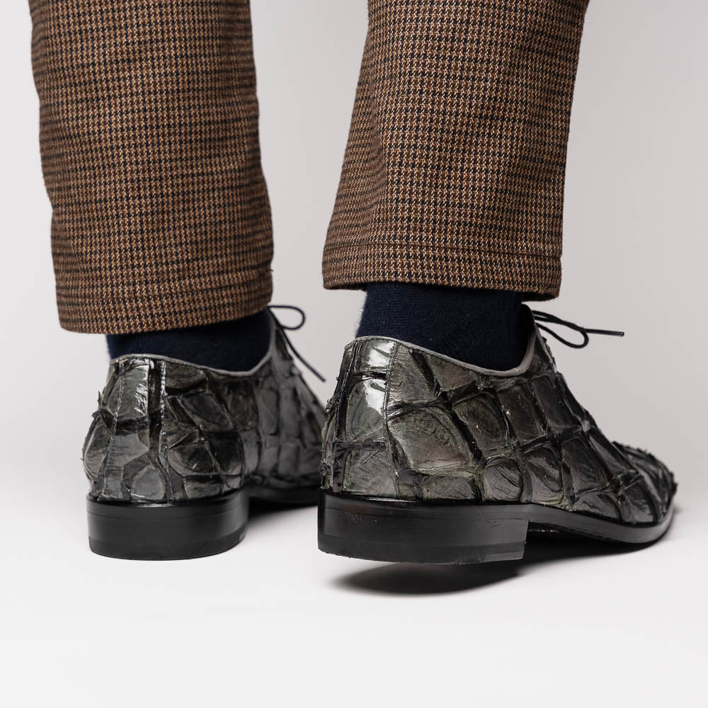 Olivieri Gray by Marco Di Milano: men's dress oxford shoes in textured dark gray crocodile leather, featuring red interior lining and "Marco" branding on the sole—luxury footwear for refined style.