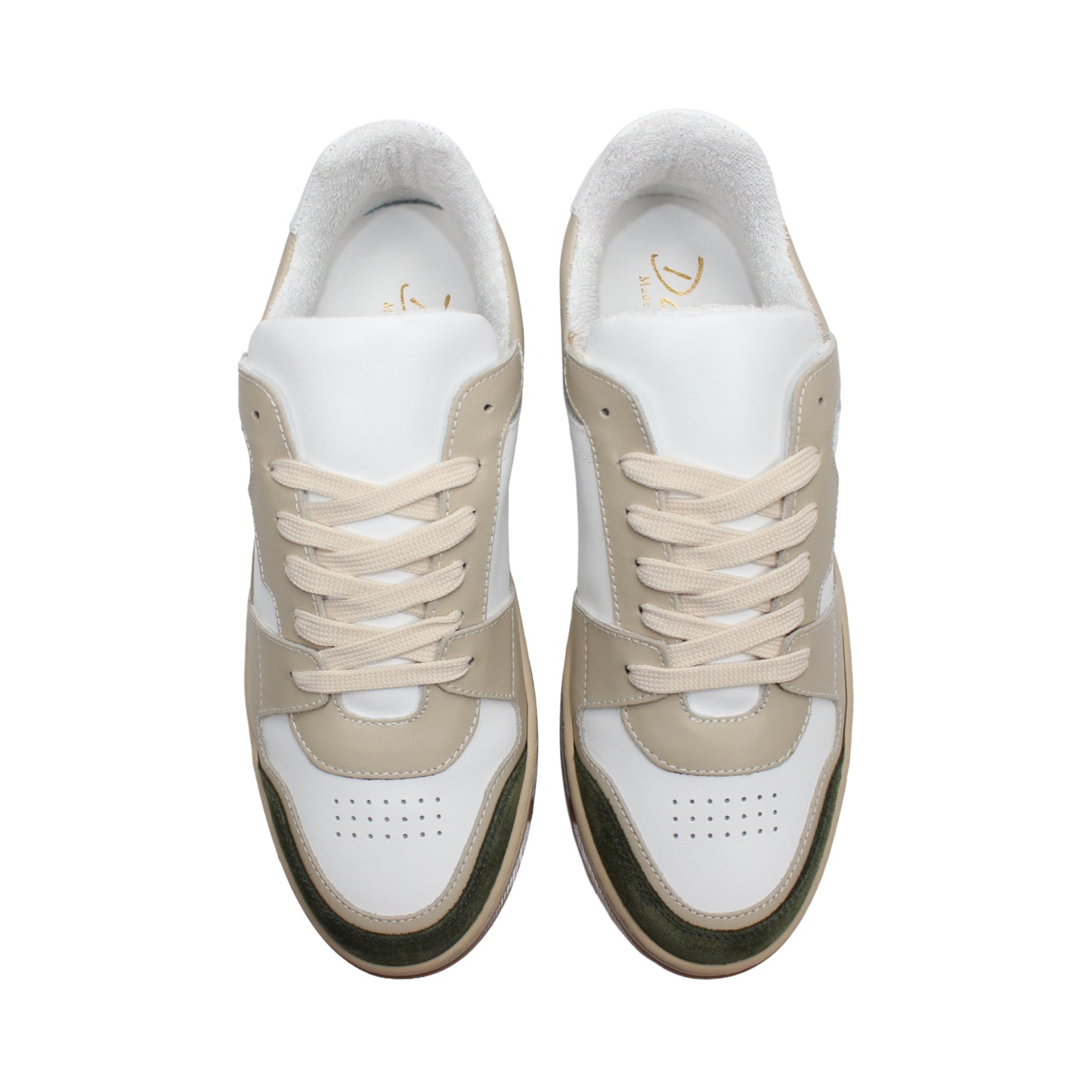 The Duca Di Matiste Duca DC80 Green Combo is a low-top Italian-crafted shoe in white, beige, and green calf leather and suede with beige laces and a light brown rubber sole, shown in side profile.