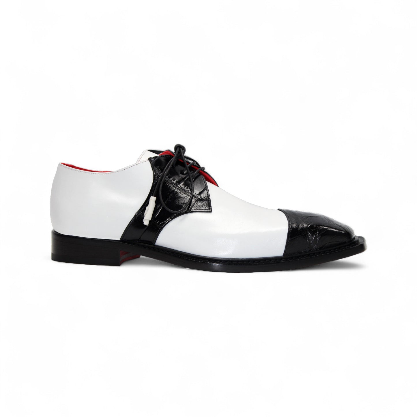 The Fennix of Italy Landon 2 Black/White is a luxury leather oxford with laces, a pointed toe, and low heel—an elegant display of Italian craftsmanship set against a white background.