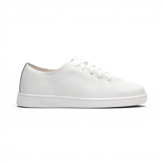 The Duca Max White by Duca Di Matiste is a low-top sneaker with white laces and a textured premium Dollaro leather upper, shown in profile against a white background—ideal for modern casual style.