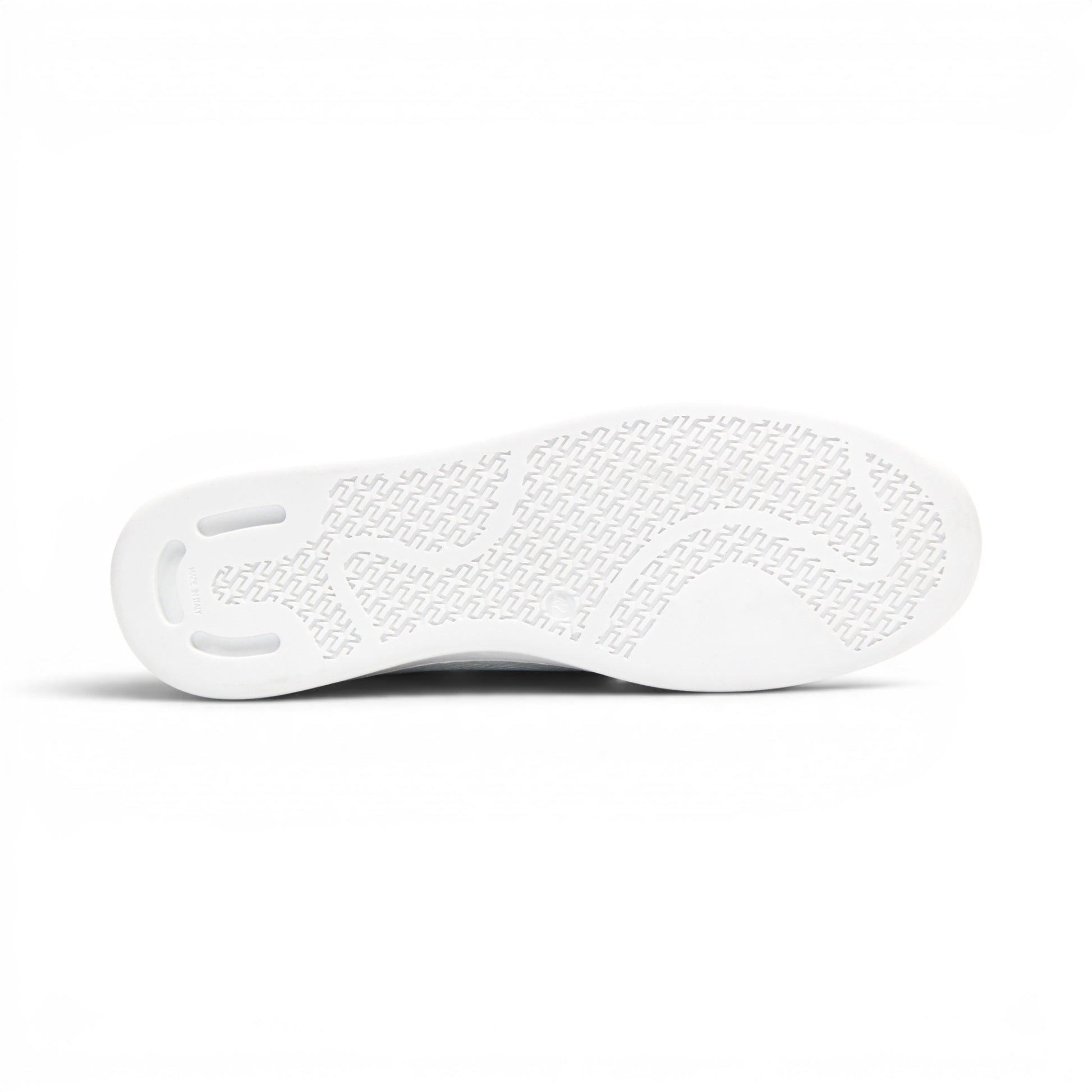 The Duca Max White by Duca Di Matiste is a low-top sneaker with white laces and a textured premium Dollaro leather upper, shown in profile against a white background—ideal for modern casual style.