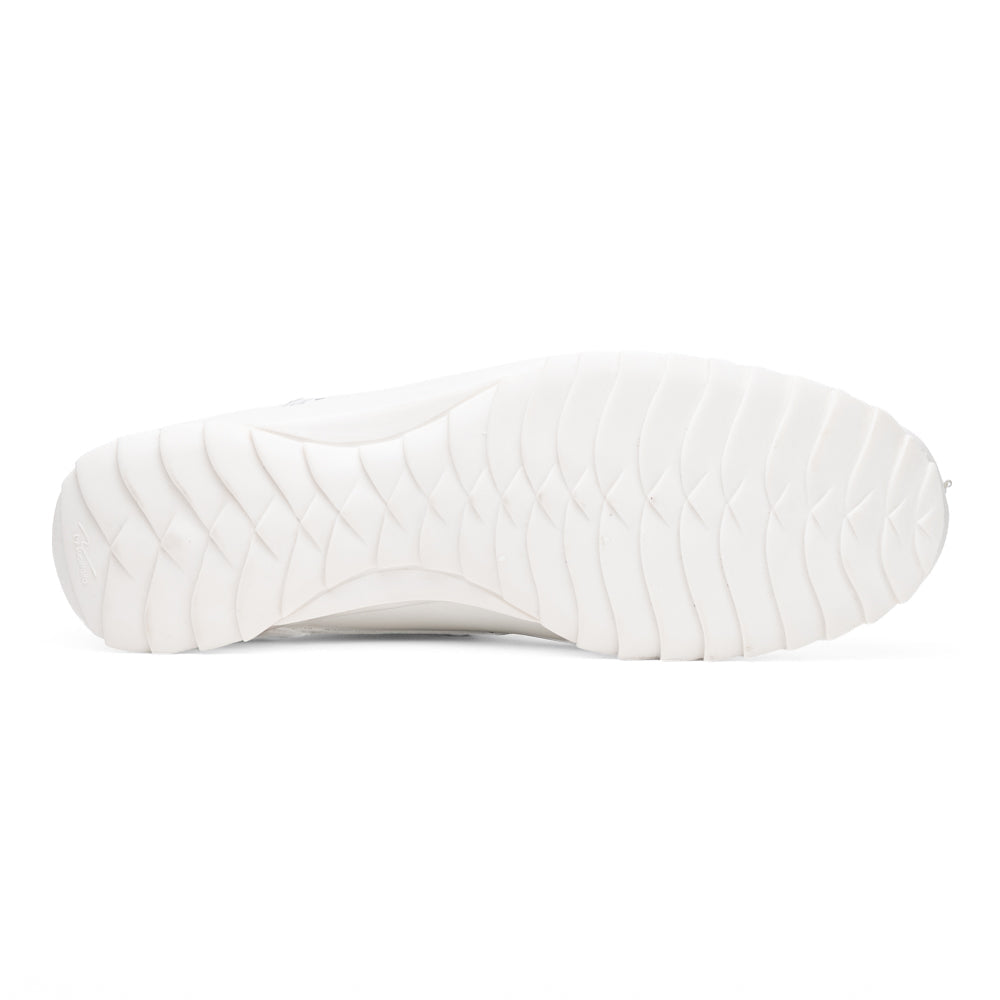 The Udine White by Marco Di Milano is a pair of luxury men’s sneakers crafted from white hornback caiman leather with a distinctive crocodile pattern, featuring a gold logo on the tongue and textured rubber soles. Displayed with one shoe upright and the other leaning against it, this footwear exudes sophistication and unique style.