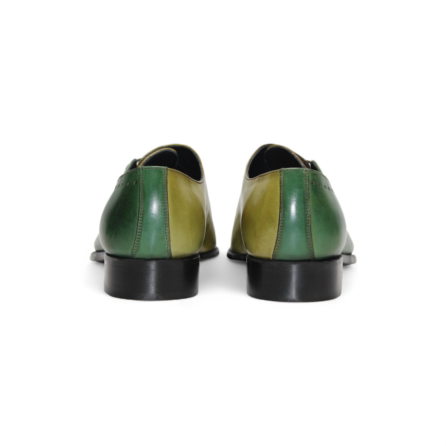 The Duca Di Matiste Duca Veroli Green/Olive is a genuine leather oxford with darker toe and heel, light green tongue, black sole and laces. Italian craftsmanship shines in every detail. Displayed on a white background.