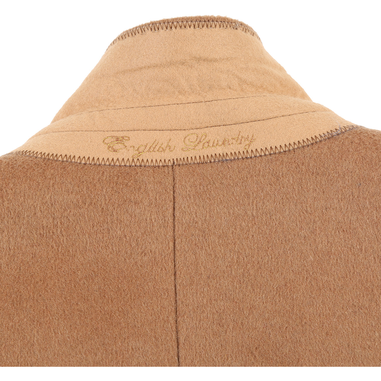 ENGLISH LAUNDRY's Wool Blend Breasted Camel Top Coat EL53-01-600 features a sleek single-breasted design, three buttons, notch lapels, and practical flap pockets. It pairs effortlessly with a crisp white shirt and a sophisticated navy polka dot tie.