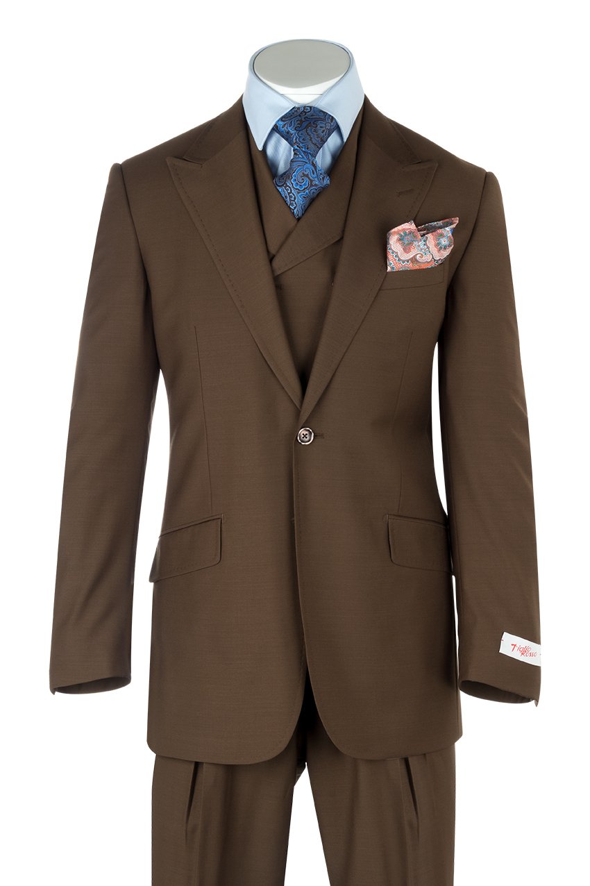 The mannequin showcases a Tiglio Rosso San Giovesse Tobacco three-piece suit, crafted from 100% wool, paired with a blue patterned tie and a floral pocket square.